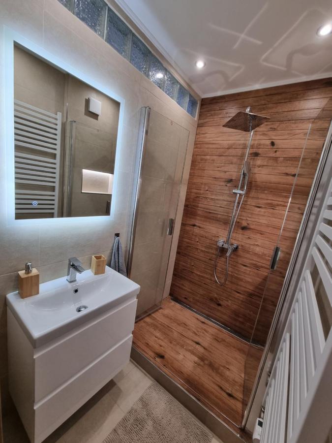 Apartman Lomnicky Stit ตาตรันสกา ลอมนีจา ภายนอก รูปภาพ